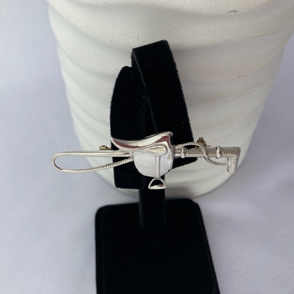 VINTAGE Sterling Silver Saddle Whip Brooch Pin - Picture 1 of 12